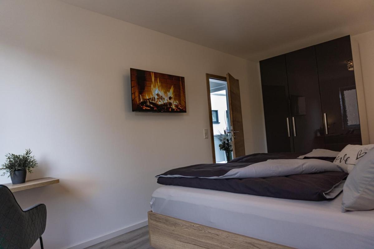 Ferienwohnung Dorfbrunnen Merzig Esterno foto