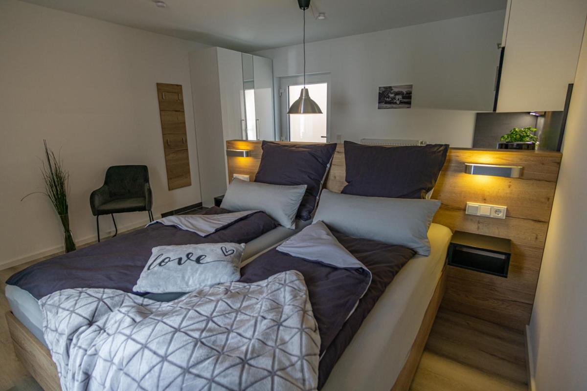 Ferienwohnung Dorfbrunnen Merzig Esterno foto