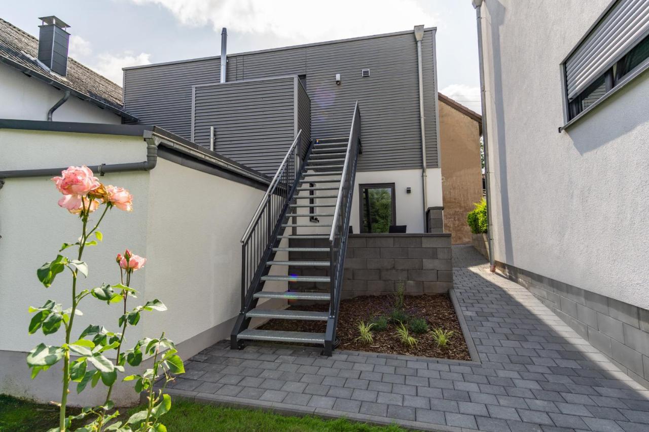 Ferienwohnung Dorfbrunnen Merzig Esterno foto