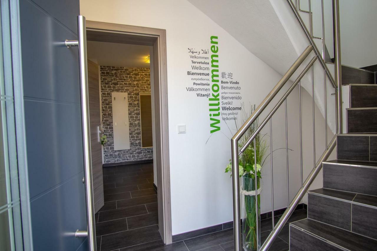Ferienwohnung Dorfbrunnen Merzig Esterno foto